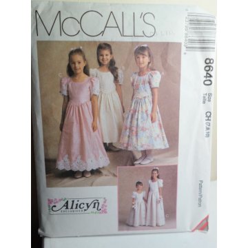McCalls Sewing Pattern 8640 