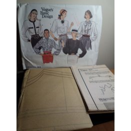 VOGUE Sewing Pattern 1812 